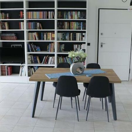 Azzuro Apartment Kavala Bagian luar foto