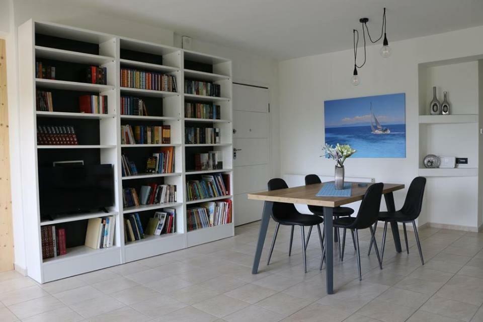 Azzuro Apartment Kavala Bagian luar foto